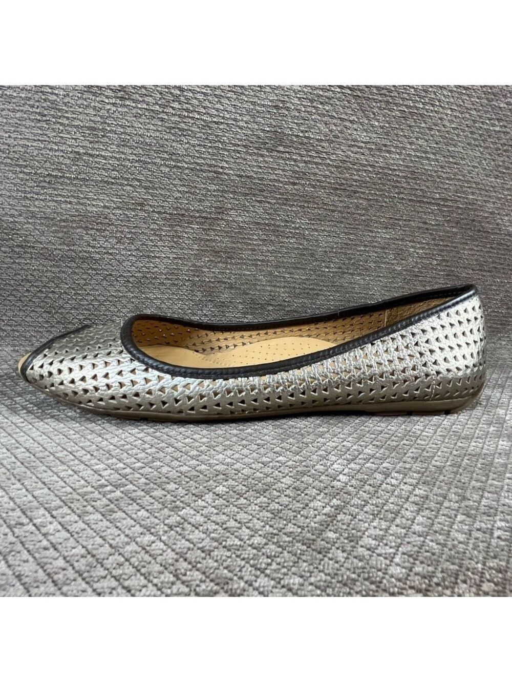 LL BEAN Gold Brown Ballet Flats Open Toe Flat Size 10 LIKE NEW - Picture 7 of 15